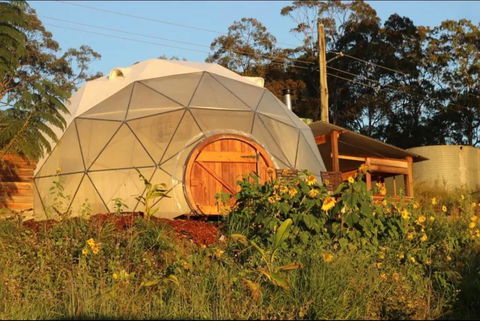 Noosa Earth Element Dome - Breathtaking Views - Broome Tourism 1
