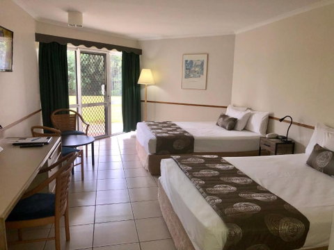 Ocean International Hotel - Broome Tourism 1