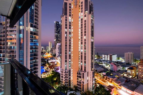 OCEAN VIEW APARTMENTS - Circle On Cavill - Self Contained & Privately Managed - Broome Tourism 1
