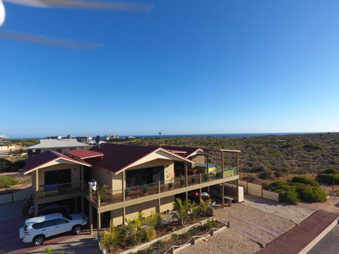 On The Deck @ Shark Bay - Broome Tourism 0