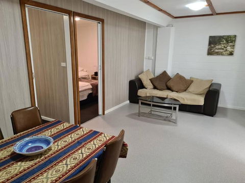 Orchard 2 Bedroom Apartment In Devonport - Broome Tourism 0