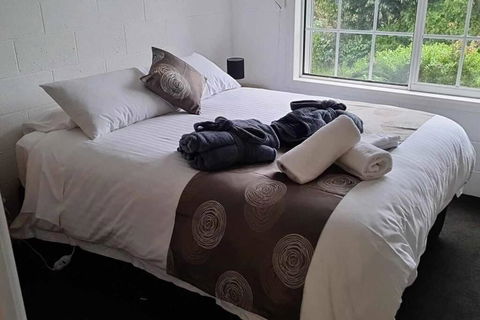 Orchard 2 Bedroom Apartment In Devonport - Broome Tourism 3