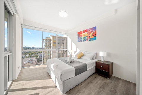 Oxygen Apartments - Broome Tourism 3