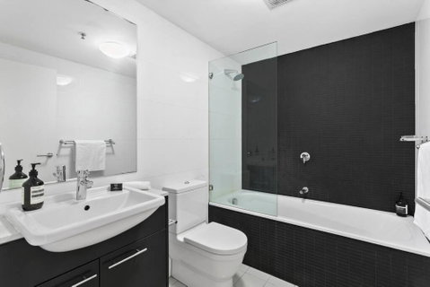 OXLST - St Leonards Sophistication Everything At Doorstep - Broome Tourism 2