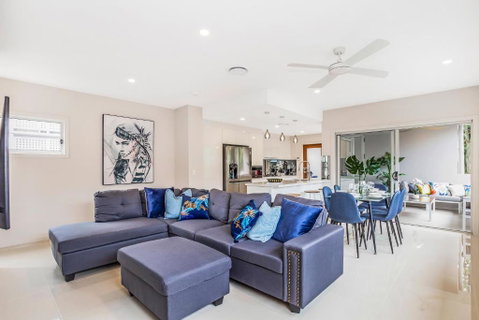 Park Avenue Luxe Townhouse Brand New Sleeps 9 - Broome Tourism 1