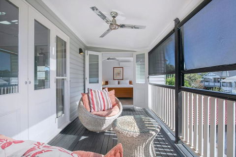 Paddington Cottage - A Classic Queenslander Stay - Broome Tourism 1