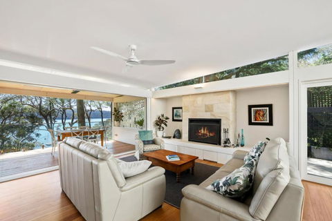 Paradise Villa - Pittwater Views - Broome Tourism 3
