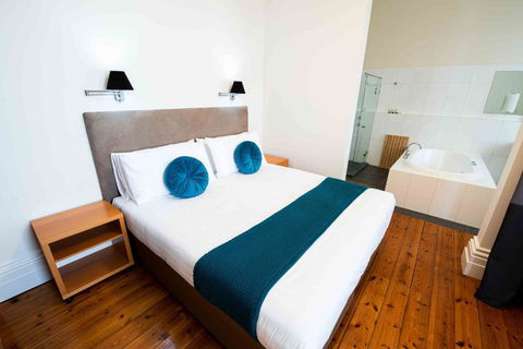 Park Hotel - Broome Tourism 2