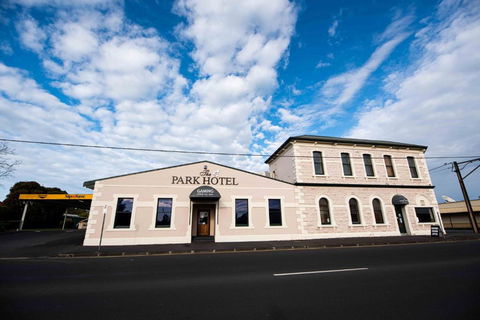 Park Hotel - Broome Tourism 0