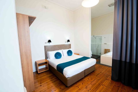 Park Hotel - Broome Tourism 3