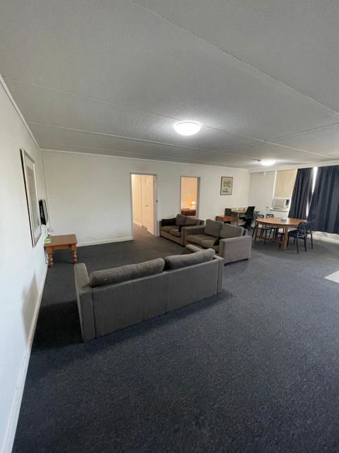 Parkside Inn Motel - Broome Tourism 2
