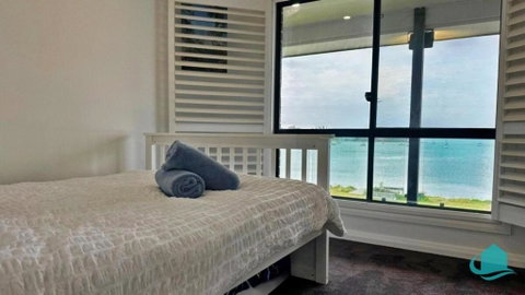 Peace In Paradise Near Nelson Bay- Waterviews, Spa, Adventures - Broome Tourism 1