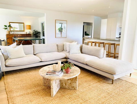 Pool & Pet Friendly - Mornington Peninsula Beach House - Broome Tourism 1