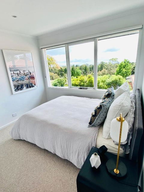 Pool & Pet Friendly - Mornington Peninsula Beach House - Broome Tourism 3