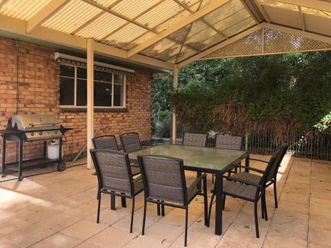 Pleasant View - Broome Tourism 1