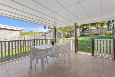 Perfect Cooee Bay Beach Getaway! - Broome Tourism 2