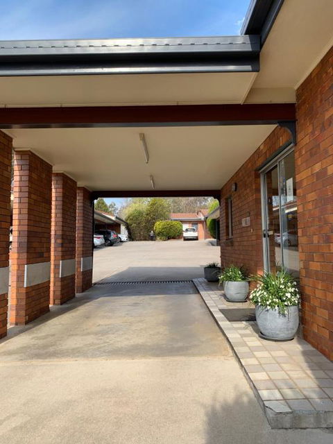 Peter Allen Motor Inn - Broome Tourism 1