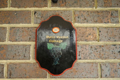 Petit Verdot Cottage - A Vineyard Retreat In Barossa Valley - Broome Tourism 2