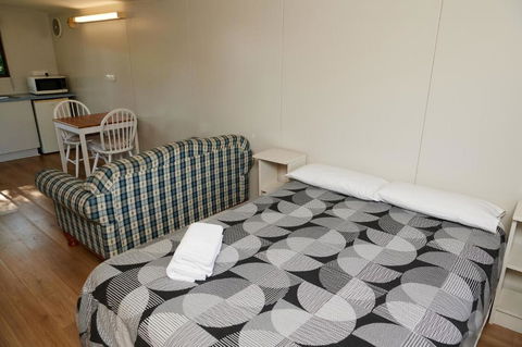 Pine Country Caravan Park - Broome Tourism 2