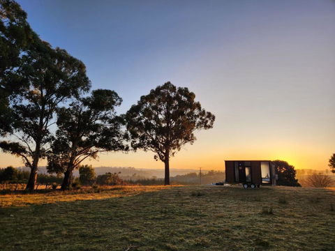 Pine Edge Heights By Tiny Away - Broome Tourism 1