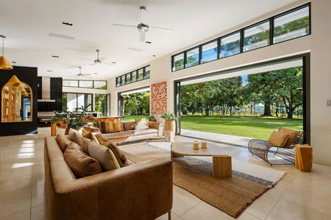 Pine Mountain - Broome Tourism 1