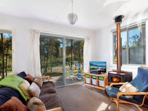 Pippis A Classic Beach House - Broome Tourism 3