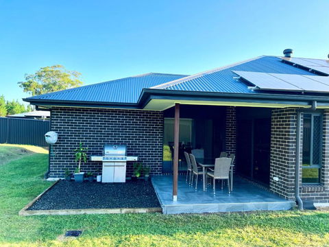 Plantation Retreat 4 Bedroom Modern Home - Broome Tourism 2