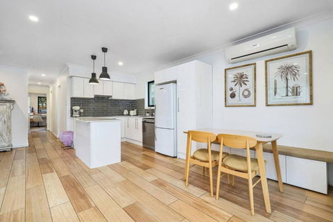 Pool House Hideaway - Broome Tourism 3