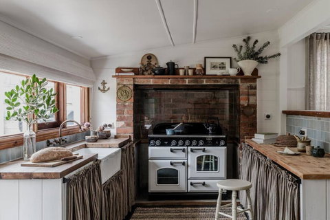 Port Cottage On The Great Ocean Road - Broome Tourism 3