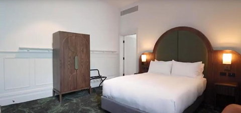 Portarlington Grand Hotel - Broome Tourism 1