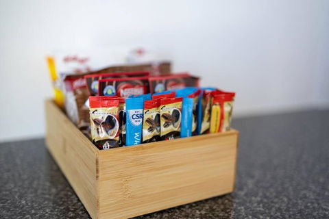 Port Lincoln Shark Apartment 4 - Broome Tourism 2