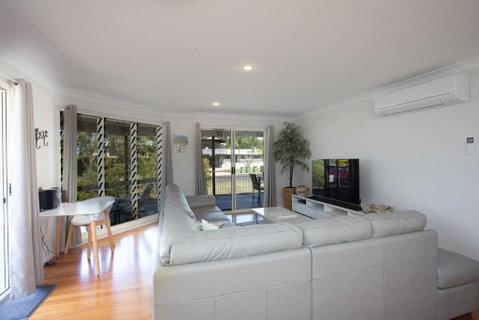 Rainbow Tides - Broome Tourism 3