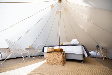 Pure Glamping Guilderton - Broome Tourism 0