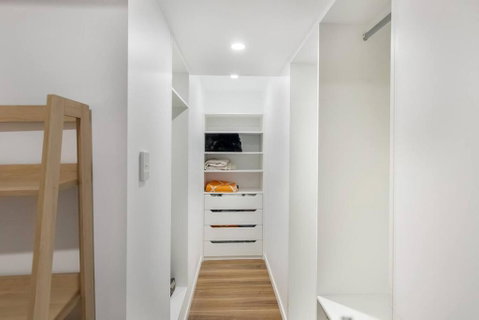 Prime Location, Stylish Space - Broome Tourism 3