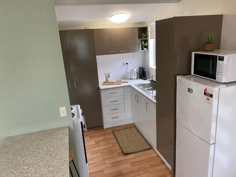 Private Guesthouse - Pet Friendly - Walk To Beach - Broome Tourism 1