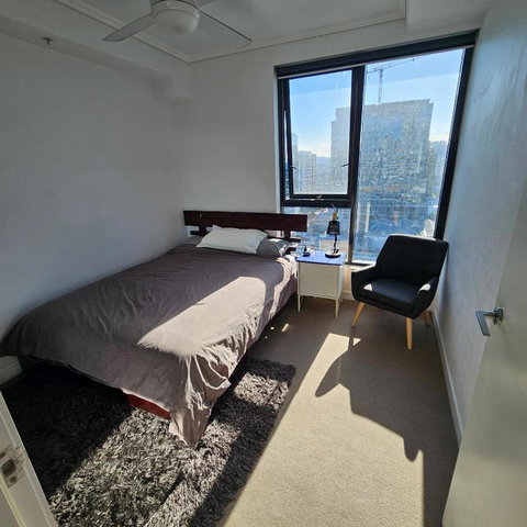 Private Bedroom & Bathroom In Shared Inner Brisbane Apartment - Broome Tourism 2