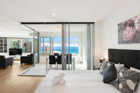 Q Tower Amazing Ocean Views 22nd Level Heated Pools Sleeps 6 - Optimise BNB - Broome Tourism 1