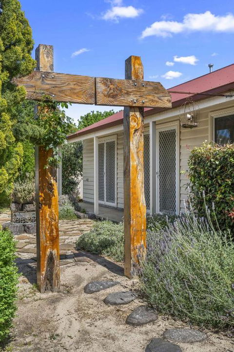 Quaint Garden Oasis With Free Parking - Broome Tourism 2