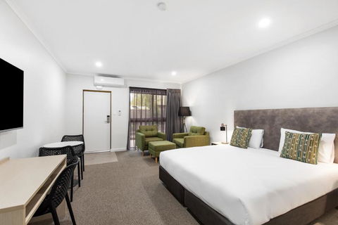 Presidential Motel - Broome Tourism 1