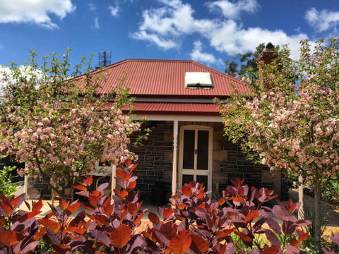 Randell Cottage - Adelaide Hills - Cosy Rustic Hideaway - Broome Tourism 0