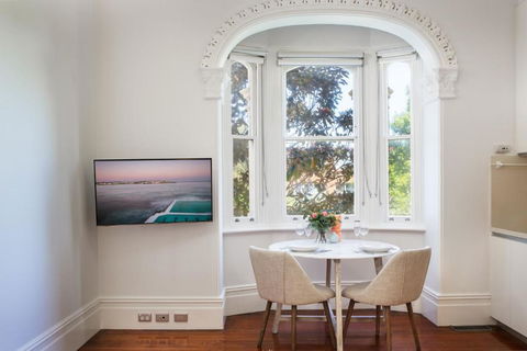 Ravenscourt S Studio Apartment Close To Everything - Broome Tourism 1