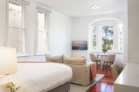 Ravenscourt S Studio Apartment Close To Everything - Broome Tourism 0