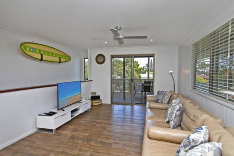 Red Door Beach House - Broome Tourism 2