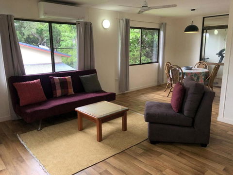 Red Door Cottage - Broome Tourism 2