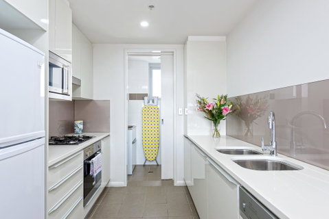 Astra Apartments North Sydney - Broome Tourism 3