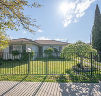 Autumn St - Trendy East Orange - Near CBD - Broome Tourism