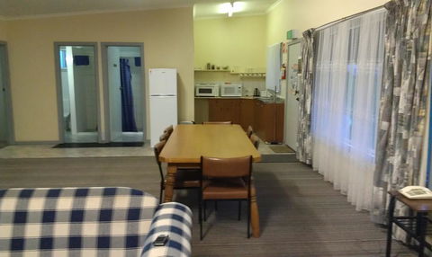Avalon Motel - Broome Tourism 1