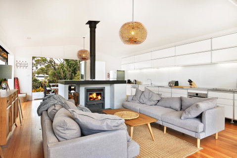 Ayana Beach House - Pet Friendly - Opposite Beach - Broome Tourism 1