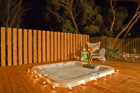 Azure Beach Retreat - Spa Luxury - Broome Tourism 0