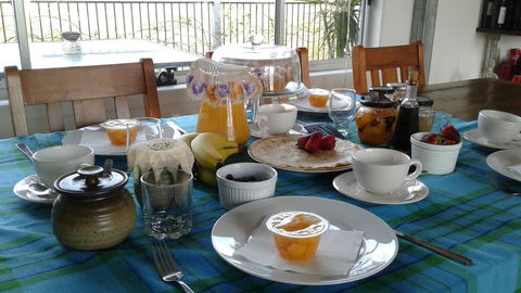 B&B Squeakygate Retreat - Broome Tourism 3